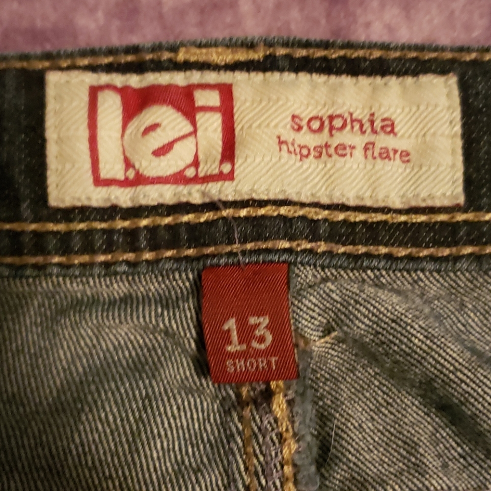 Jeans - Picture 3 of 3